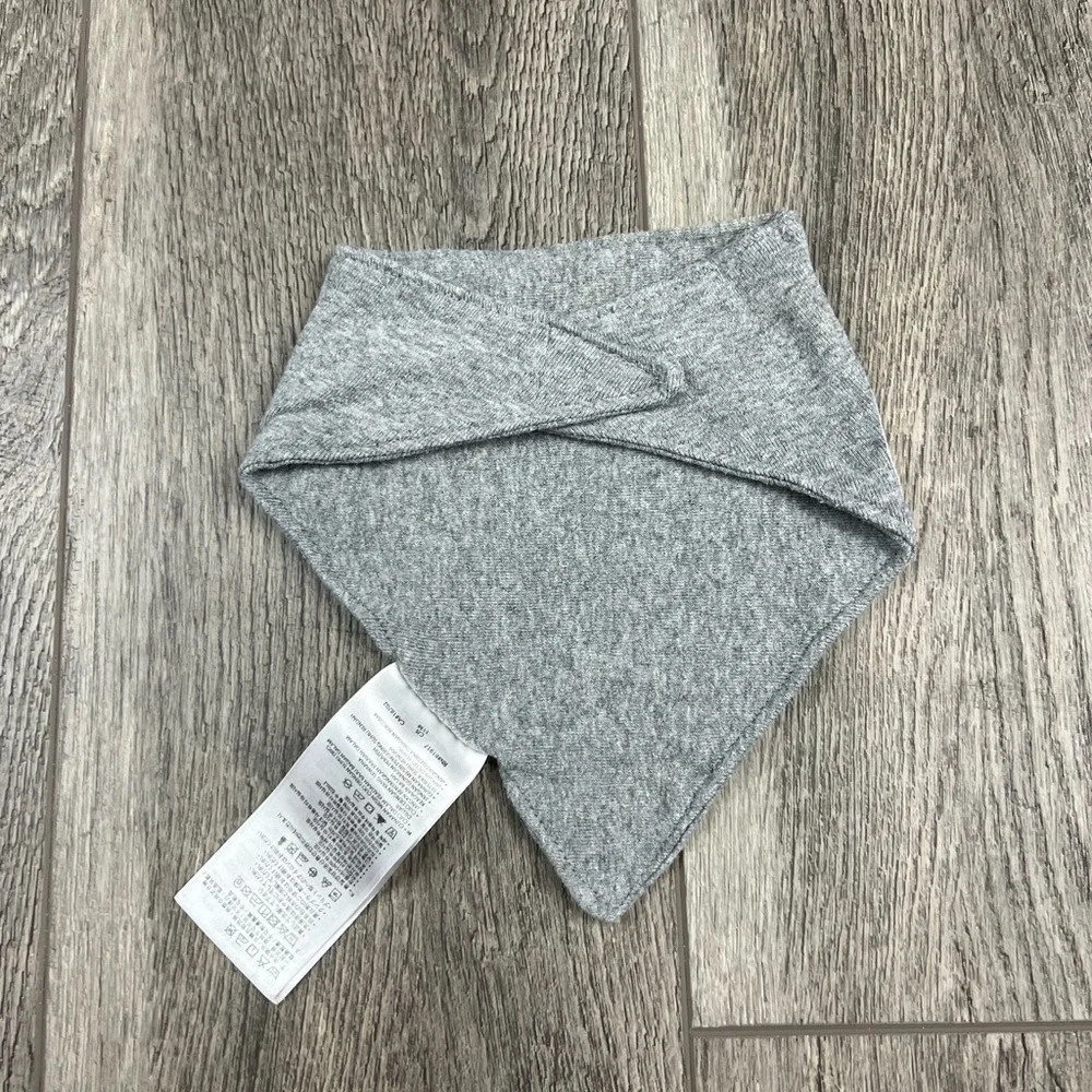 Nike‎ Baby Grey Bib